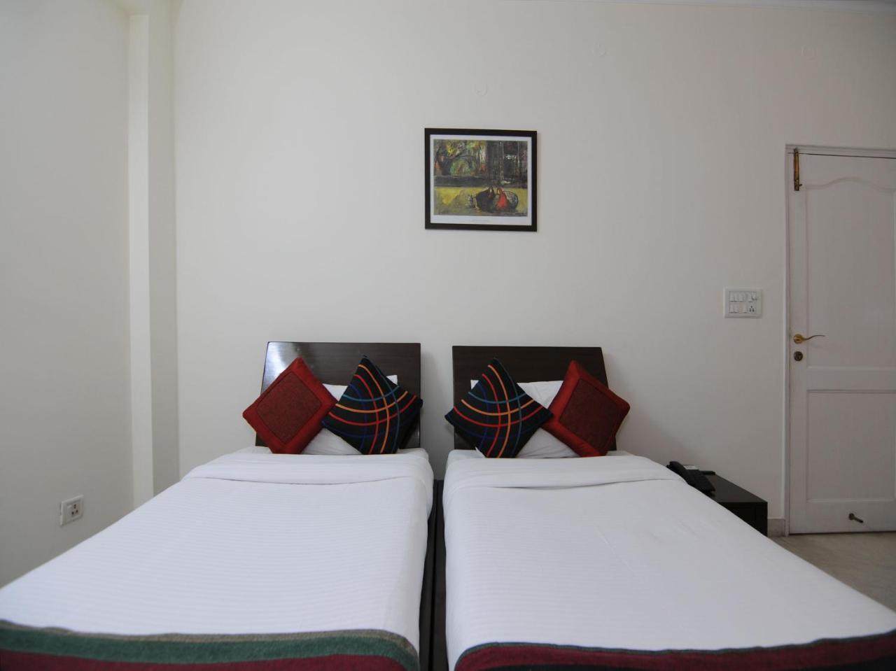 Hotel Mehra Residency At The Airport Nové Dillí Exteriér fotografie